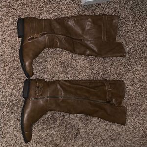 Brown boots